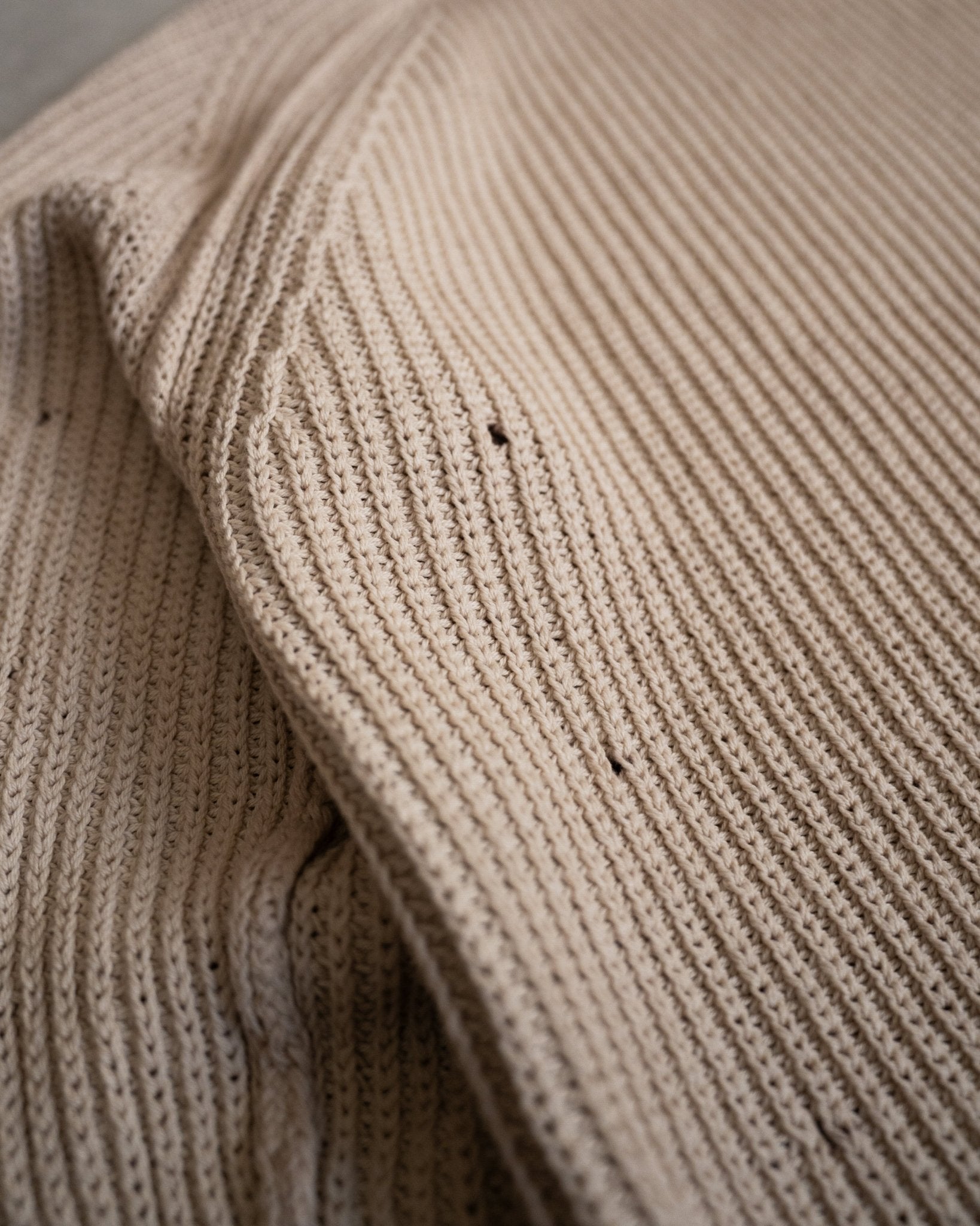 TEENAGE RIOT REVERSIBLE KNIT - WRONGSOCIETY